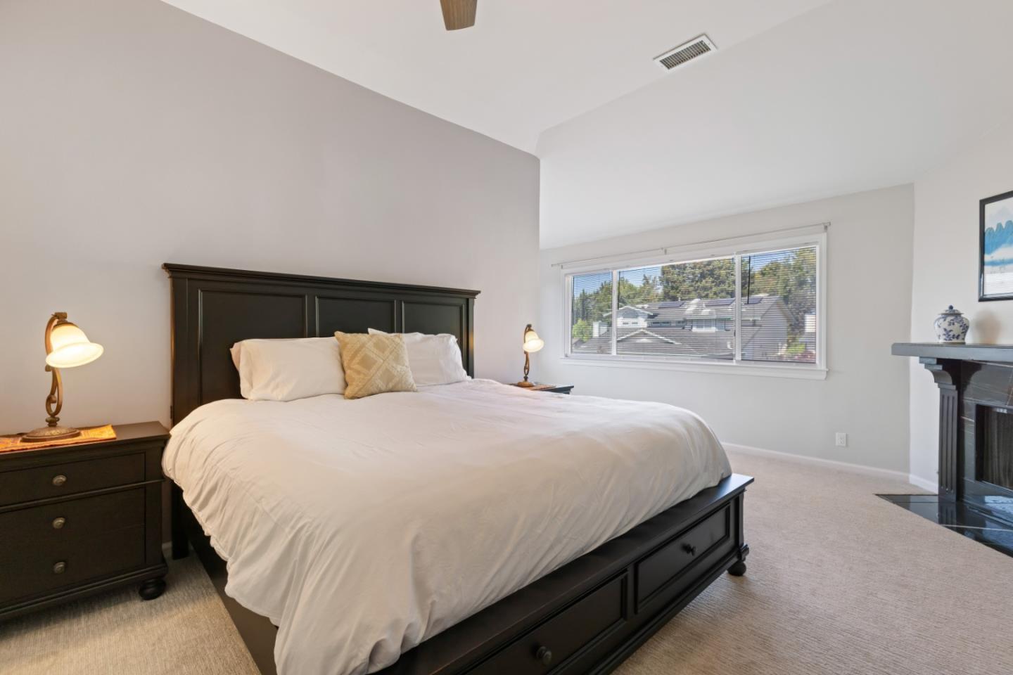 Detail Gallery Image 19 of 48 For 435 Monaco Ave, Union City,  CA 94587 - 4 Beds | 2/1 Baths