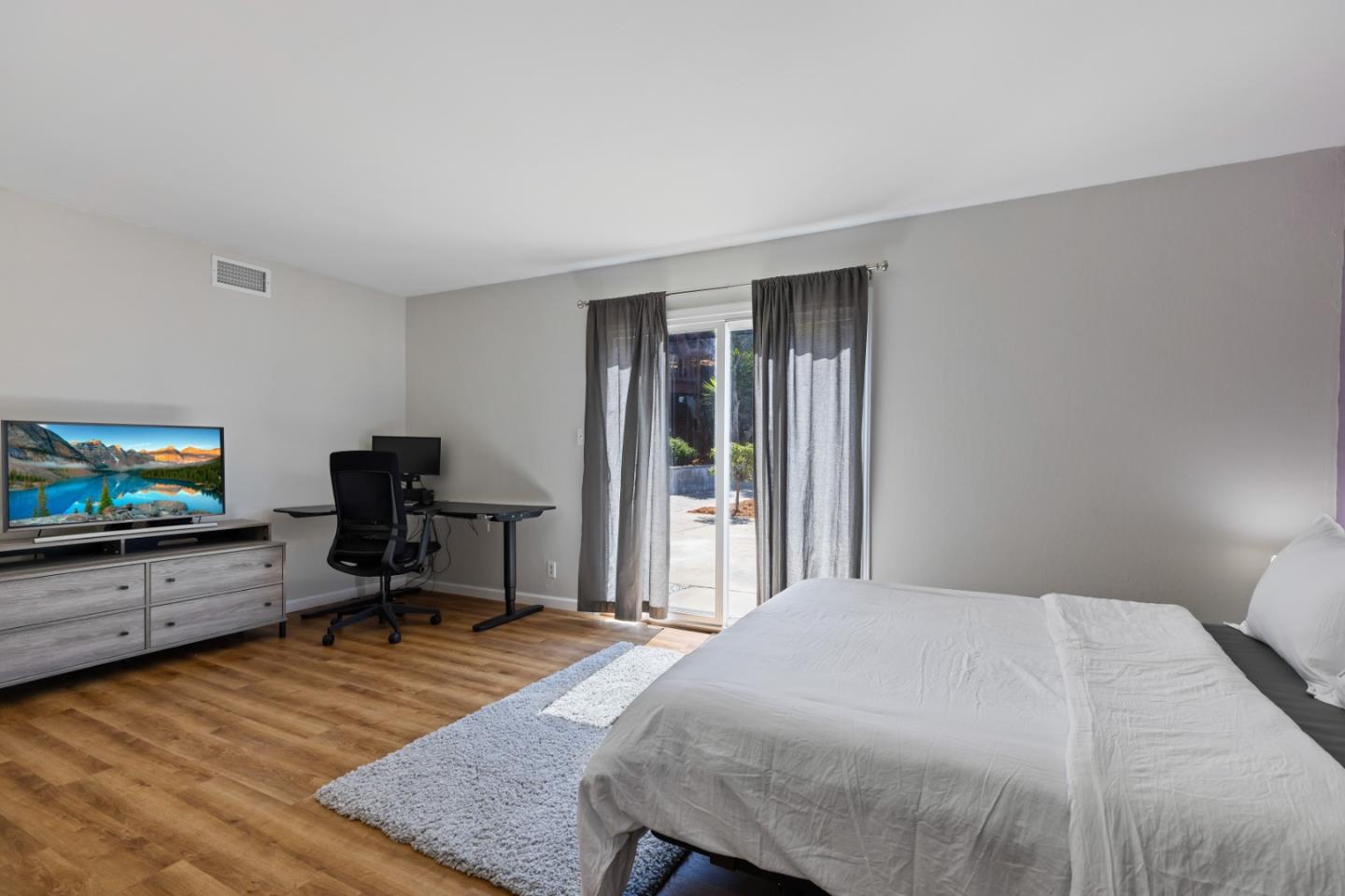 Detail Gallery Image 26 of 48 For 435 Monaco Ave, Union City,  CA 94587 - 4 Beds | 2/1 Baths