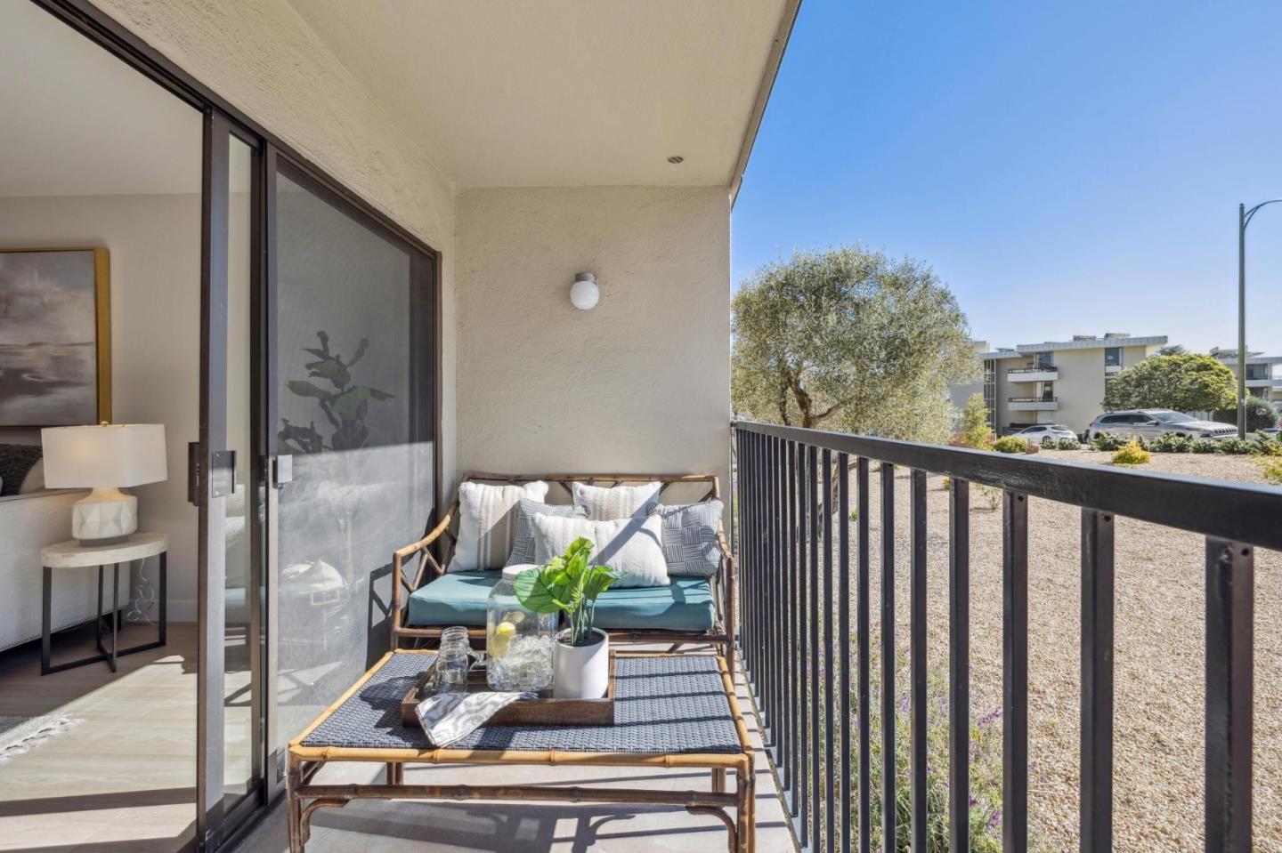 Detail Gallery Image 17 of 44 For 1550 Frontera Way #117,  Millbrae,  CA 94030 - 1 Beds | 1 Baths