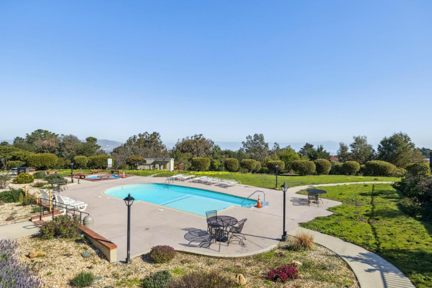 Detail Gallery Image 40 of 44 For 1550 Frontera Way #117,  Millbrae,  CA 94030 - 1 Beds | 1 Baths
