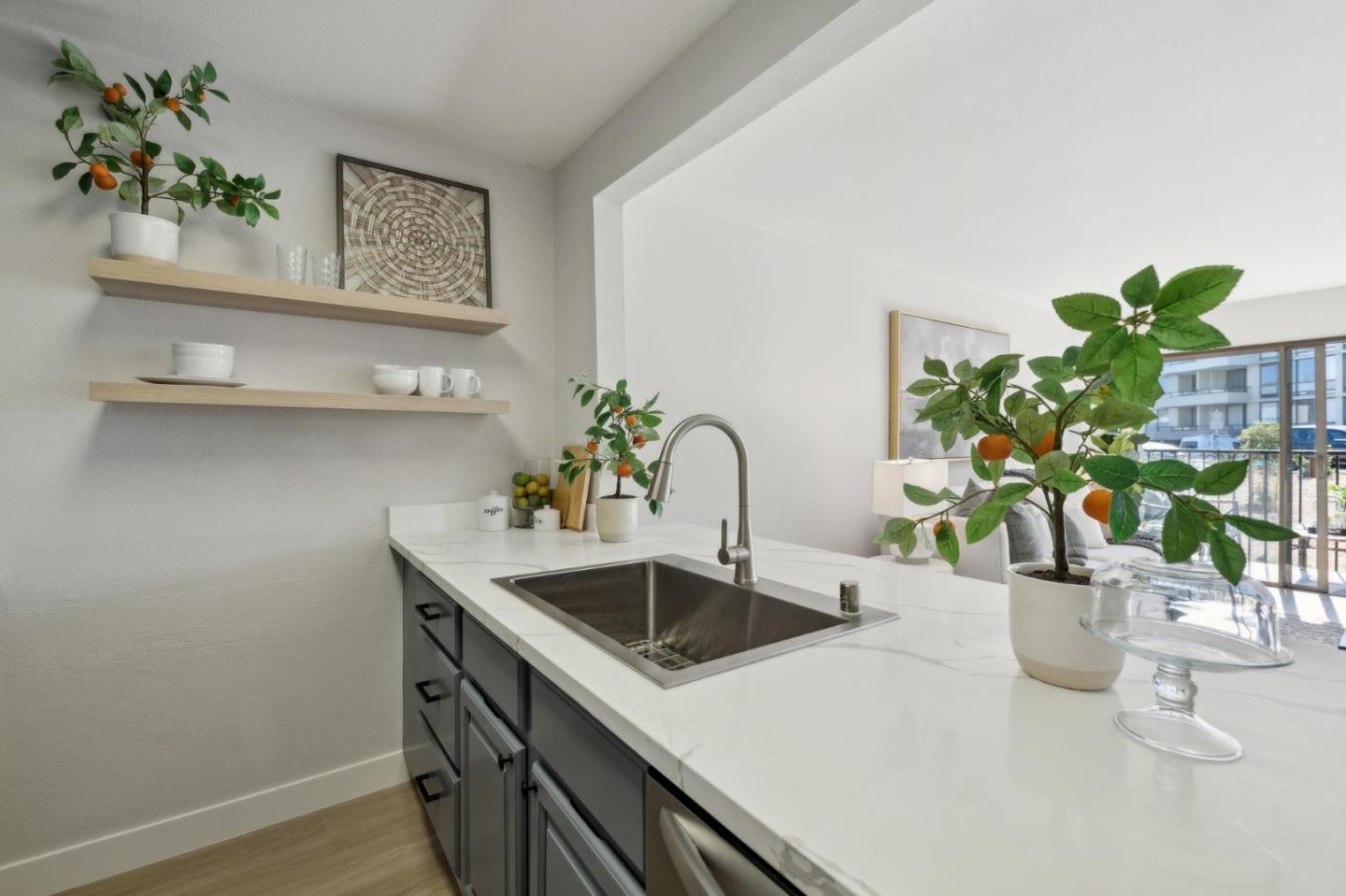 Detail Gallery Image 7 of 44 For 1550 Frontera Way #117,  Millbrae,  CA 94030 - 1 Beds | 1 Baths