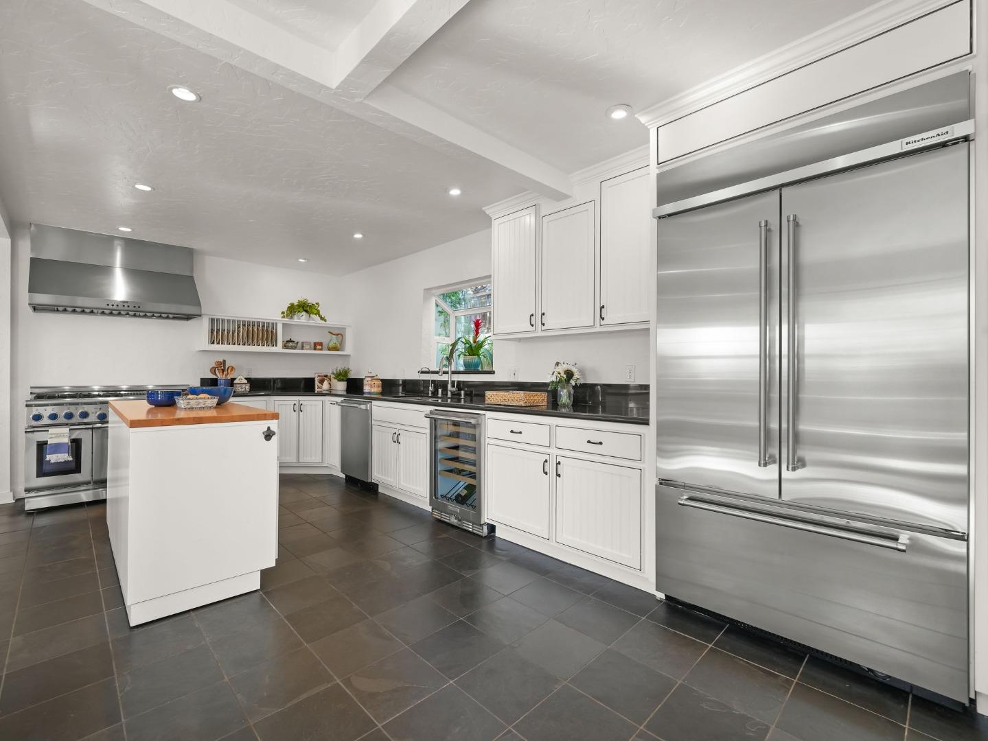 Detail Gallery Image 13 of 62 For 338 Gordon Ave, San Jose,  CA 95127 - 4 Beds | 2 Baths