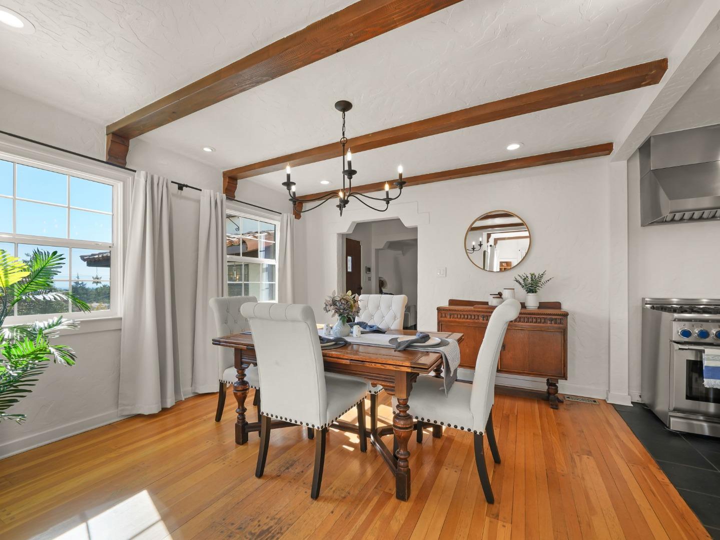 Detail Gallery Image 15 of 62 For 338 Gordon Ave, San Jose,  CA 95127 - 4 Beds | 2 Baths