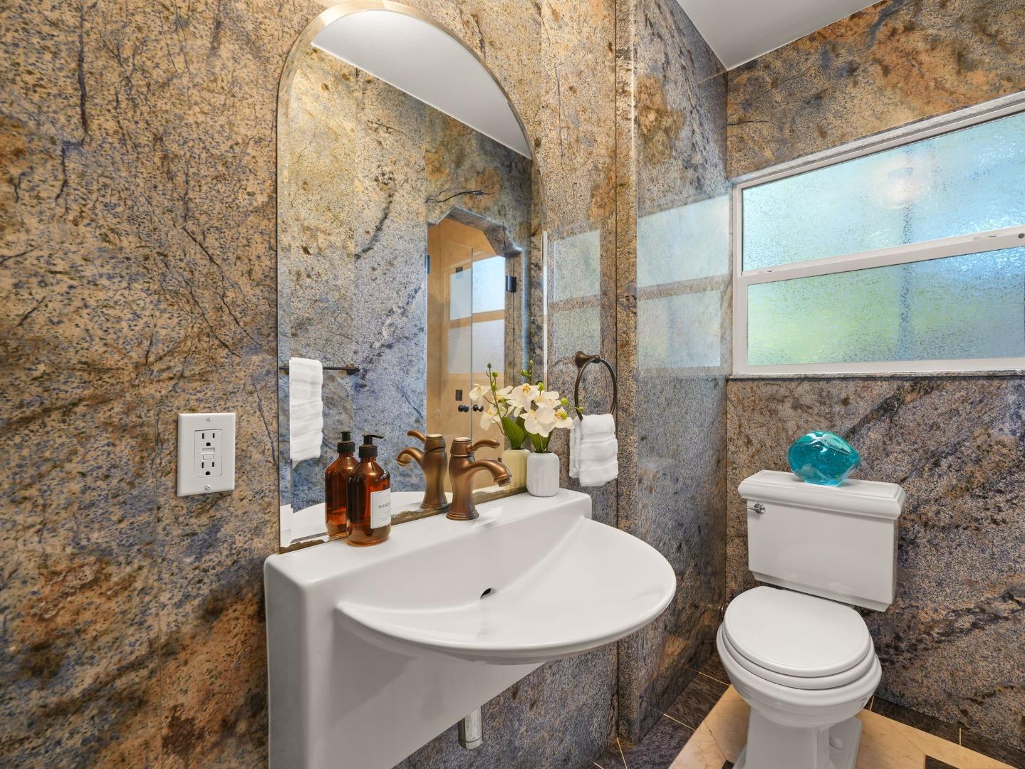 Detail Gallery Image 18 of 62 For 338 Gordon Ave, San Jose,  CA 95127 - 4 Beds | 2 Baths