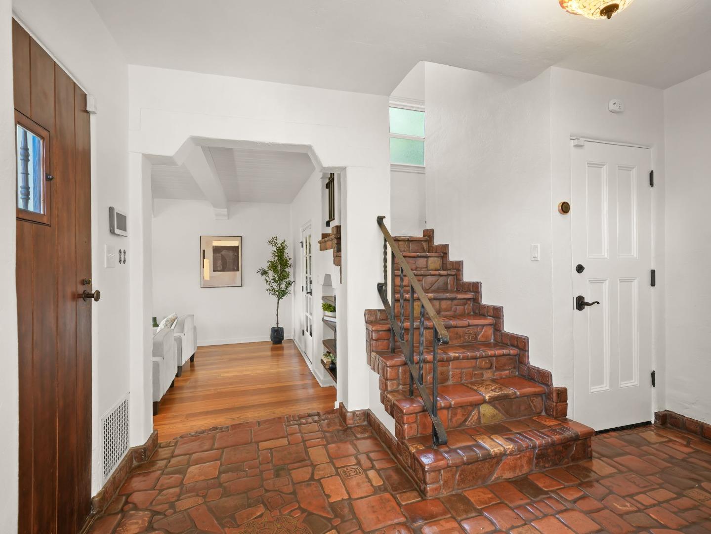 Detail Gallery Image 3 of 62 For 338 Gordon Ave, San Jose,  CA 95127 - 4 Beds | 2 Baths