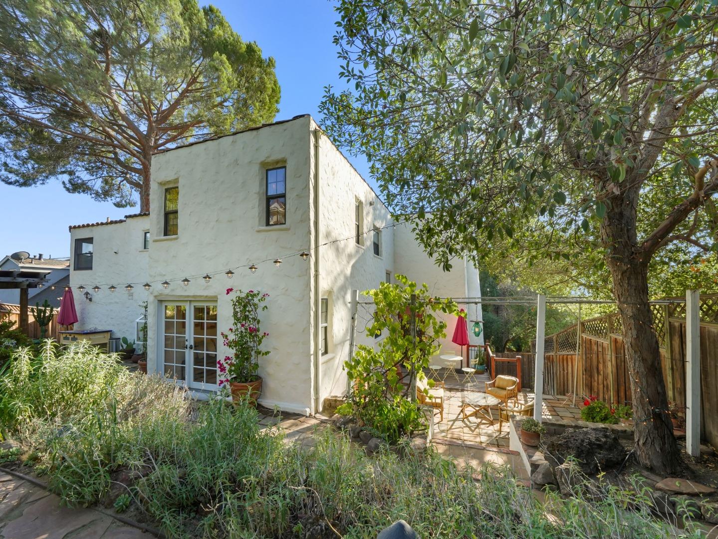 Detail Gallery Image 40 of 62 For 338 Gordon Ave, San Jose,  CA 95127 - 4 Beds | 2 Baths