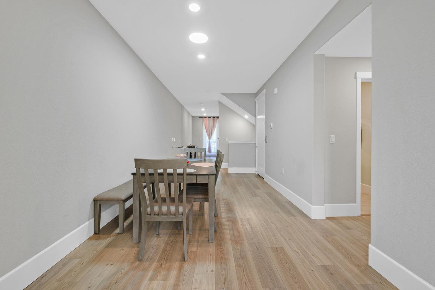 Detail Gallery Image 19 of 42 For 47222 Mission Falls Ct, Fremont,  CA 94539 - 2 Beds | 2/1 Baths