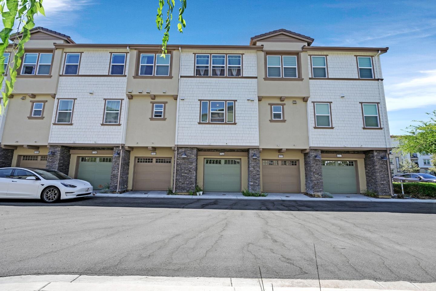 Detail Gallery Image 34 of 42 For 47222 Mission Falls Ct, Fremont,  CA 94539 - 2 Beds | 2/1 Baths