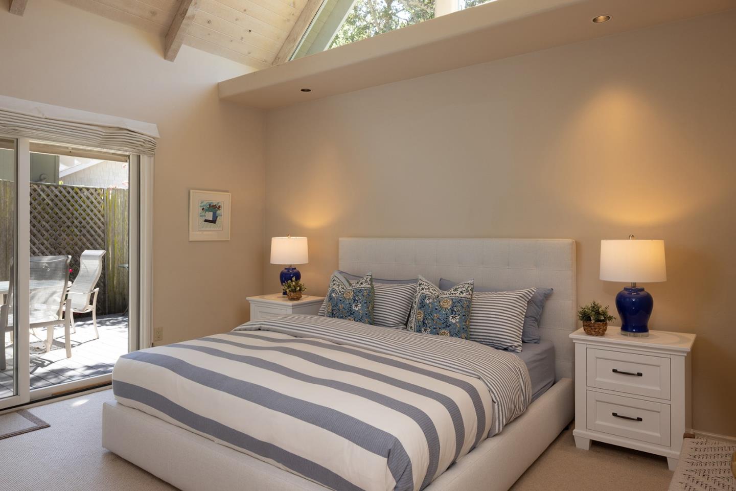 Detail Gallery Image 14 of 17 For 0 Dolores 3 Ne of 10th Ave, Carmel,  CA 93921 - 2 Beds | 2 Baths