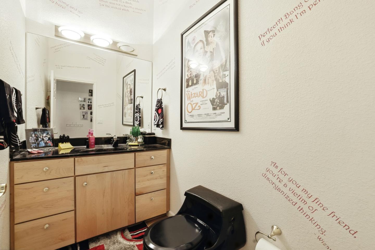 Detail Gallery Image 18 of 33 For 3100 Stonehurst Ct, El Dorado Hills,  CA 95762 - 3 Beds | 2/1 Baths