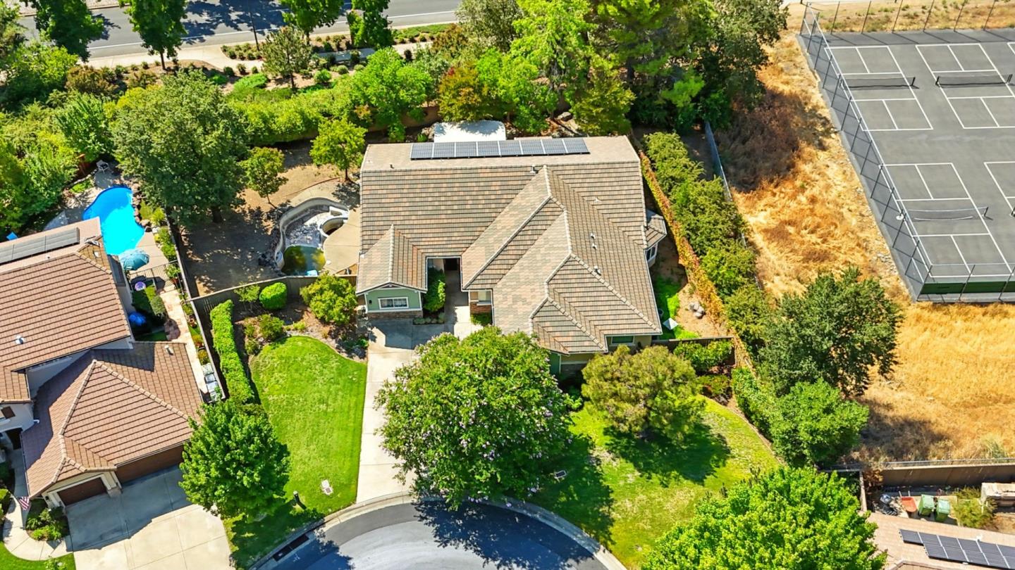 Detail Gallery Image 30 of 33 For 3100 Stonehurst Ct, El Dorado Hills,  CA 95762 - 3 Beds | 2/1 Baths