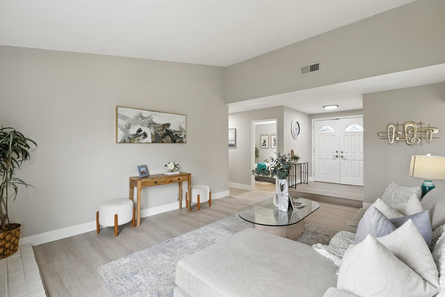 Detail Gallery Image 8 of 40 For 4284 Meg Dr, San Jose,  CA 95136 - 3 Beds | 2 Baths