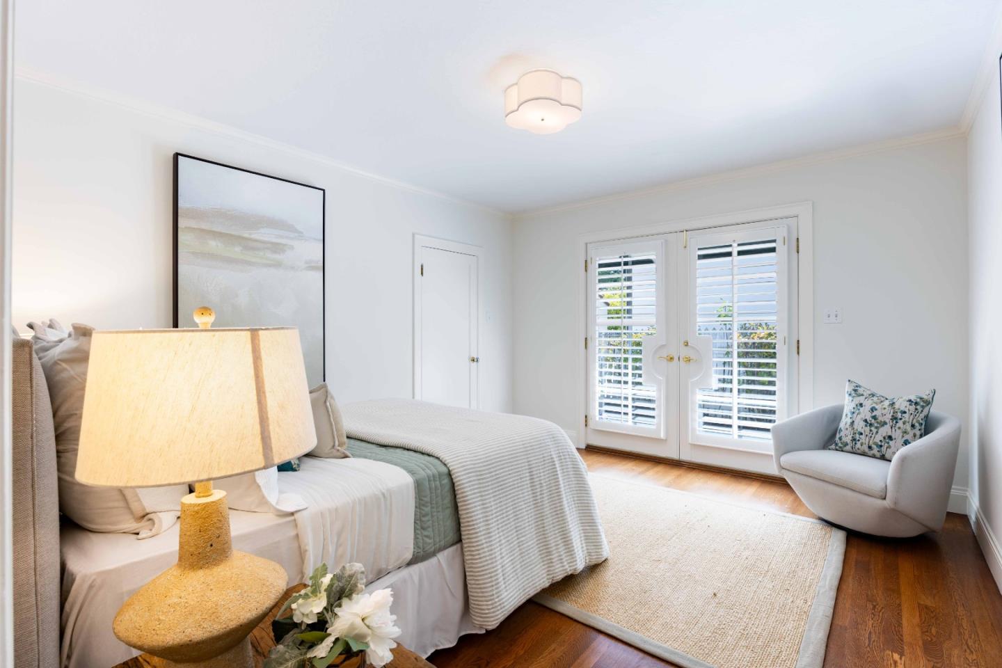 Detail Gallery Image 11 of 28 For 1641 Portola Ave, Palo Alto,  CA 94306 - 4 Beds | 3 Baths