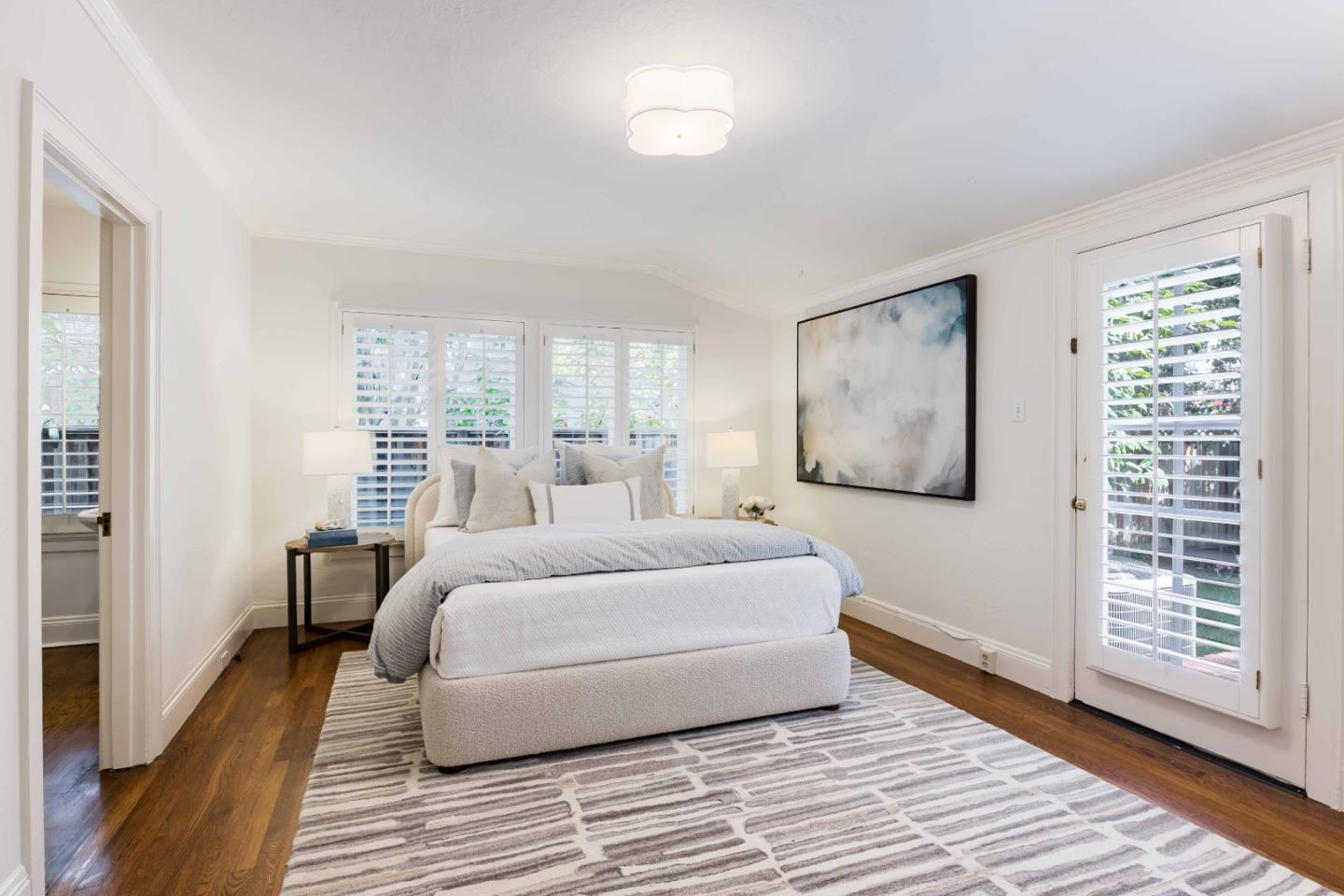 Detail Gallery Image 12 of 28 For 1641 Portola Ave, Palo Alto,  CA 94306 - 4 Beds | 3 Baths
