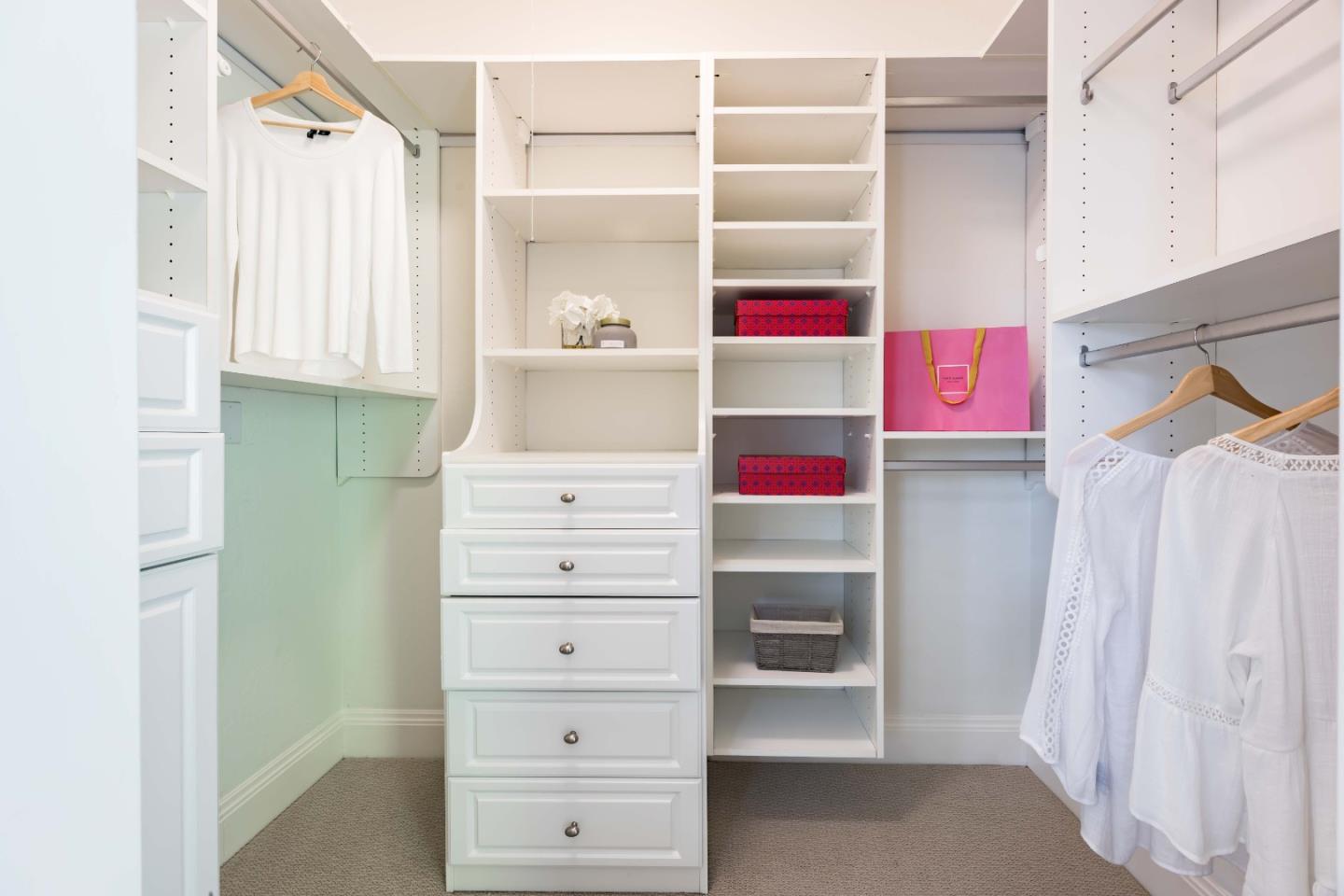 Detail Gallery Image 20 of 28 For 1641 Portola Ave, Palo Alto,  CA 94306 - 4 Beds | 3 Baths