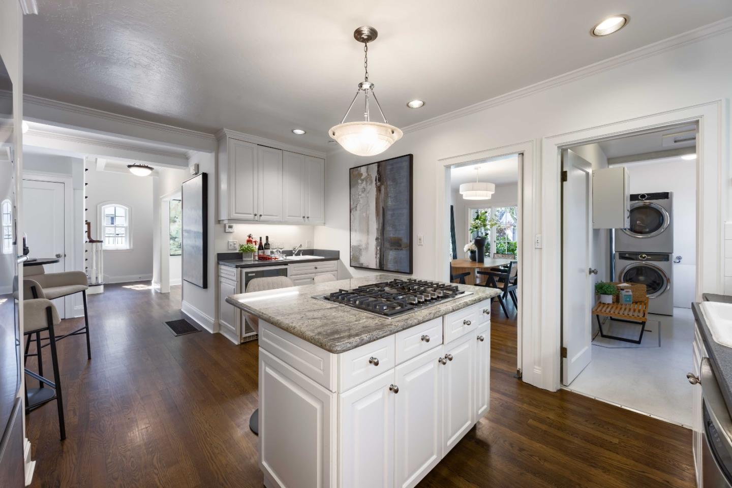 Detail Gallery Image 6 of 28 For 1641 Portola Ave, Palo Alto,  CA 94306 - 4 Beds | 3 Baths