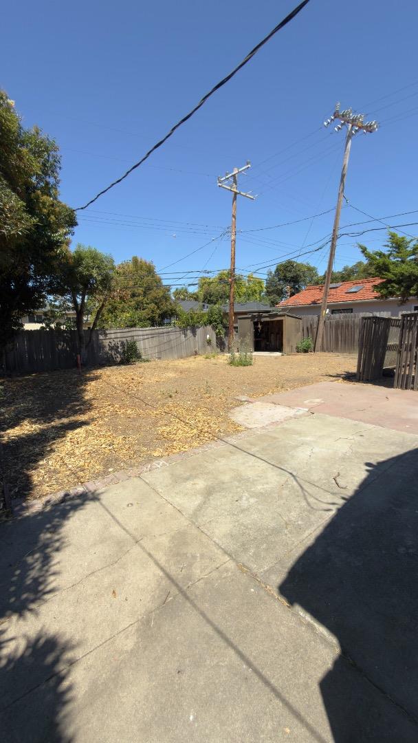 Detail Gallery Image 3 of 6 For 345 E 39th Ave, San Mateo,  CA 94403 - 2 Beds | 1 Baths