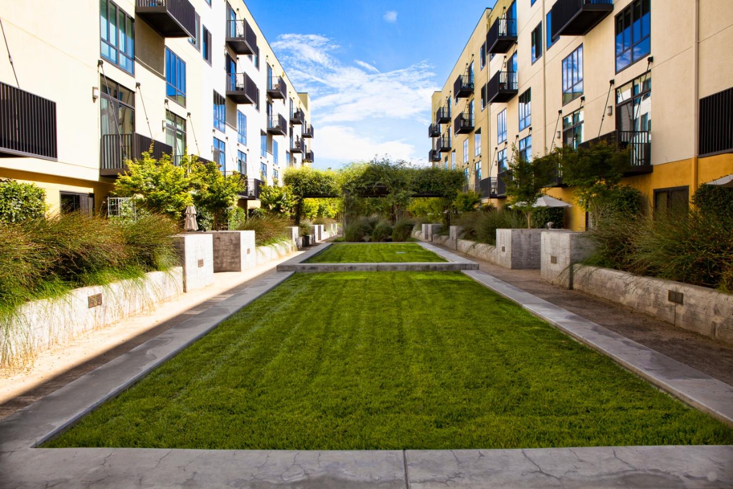 Detail Gallery Image 33 of 42 For 88 Bush St #2160,  San Jose,  CA 95126 - 2 Beds | 2 Baths