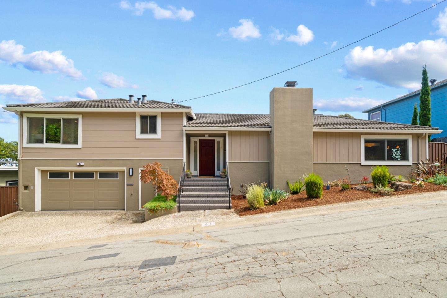 Detail Gallery Image 42 of 44 For 43 Aura Vis, Millbrae,  CA 94030 - 3 Beds | 4 Baths