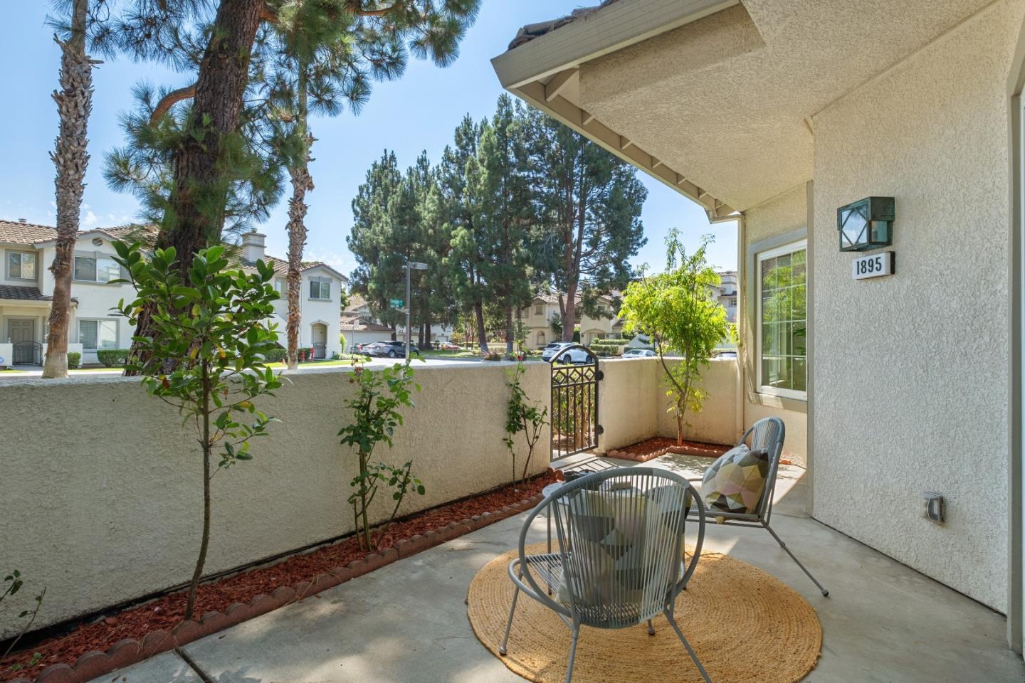 Detail Gallery Image 11 of 62 For 1895 Sheri Ann Cir, San Jose,  CA 95131 - 3 Beds | 2/1 Baths