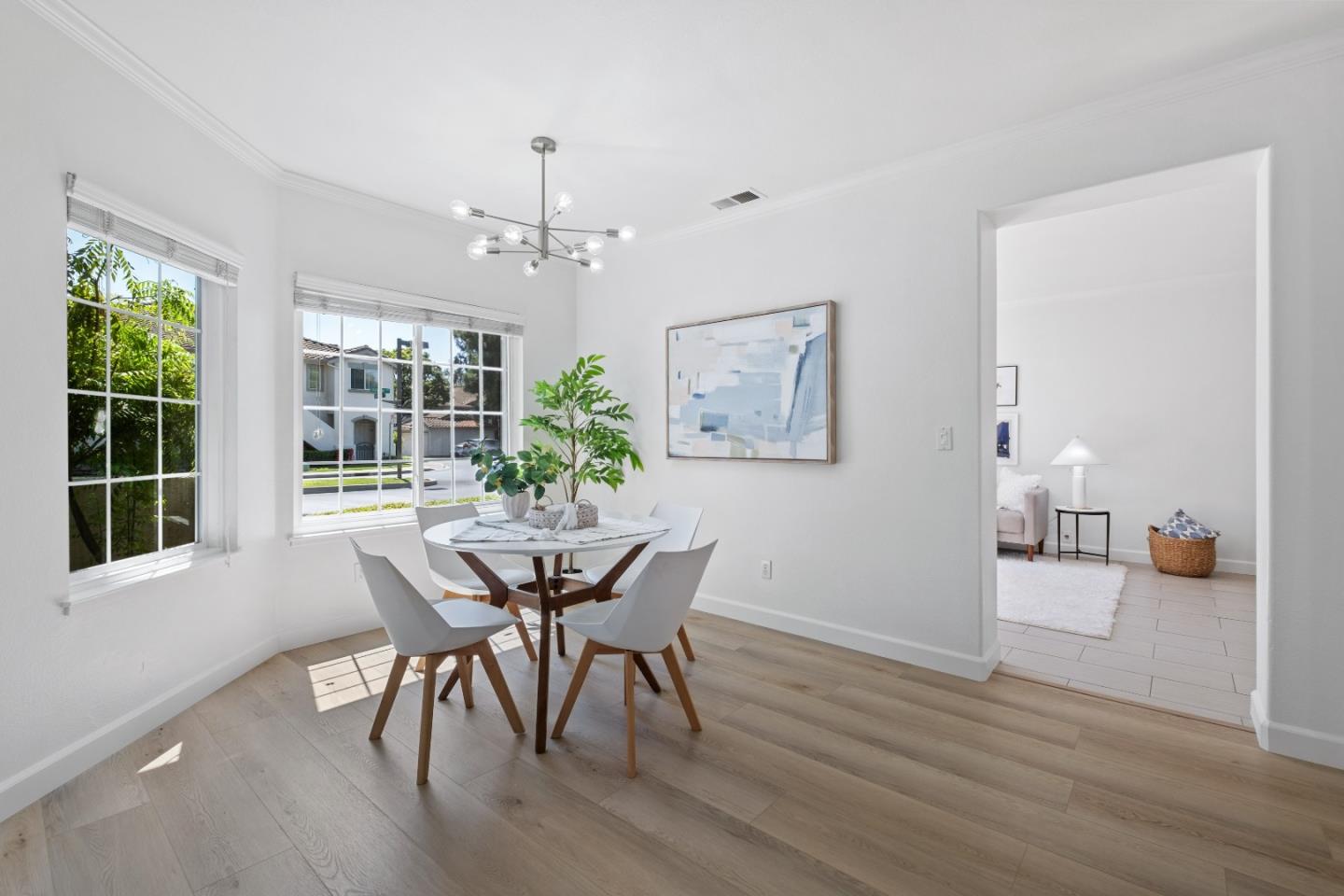 Detail Gallery Image 17 of 62 For 1895 Sheri Ann Cir, San Jose,  CA 95131 - 3 Beds | 2/1 Baths