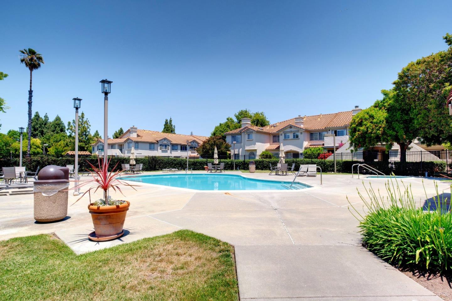 Detail Gallery Image 53 of 62 For 1895 Sheri Ann Cir, San Jose,  CA 95131 - 3 Beds | 2/1 Baths