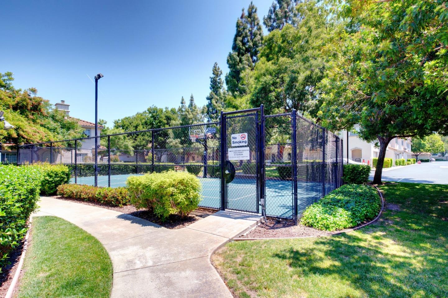 Detail Gallery Image 55 of 62 For 1895 Sheri Ann Cir, San Jose,  CA 95131 - 3 Beds | 2/1 Baths