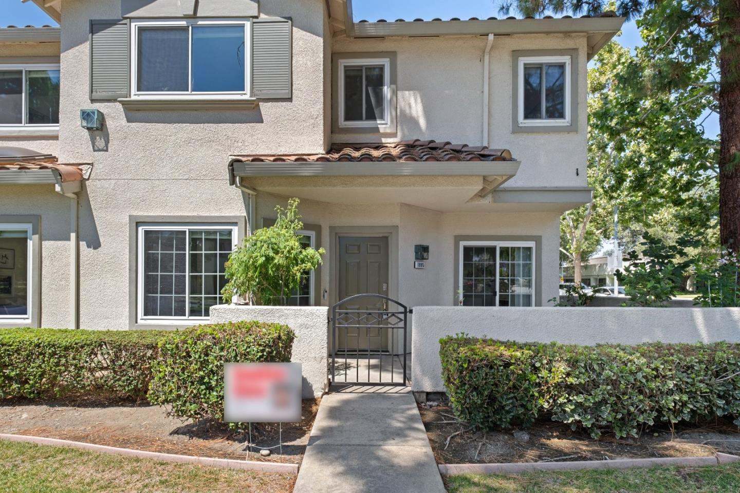 Detail Gallery Image 9 of 62 For 1895 Sheri Ann Cir, San Jose,  CA 95131 - 3 Beds | 2/1 Baths