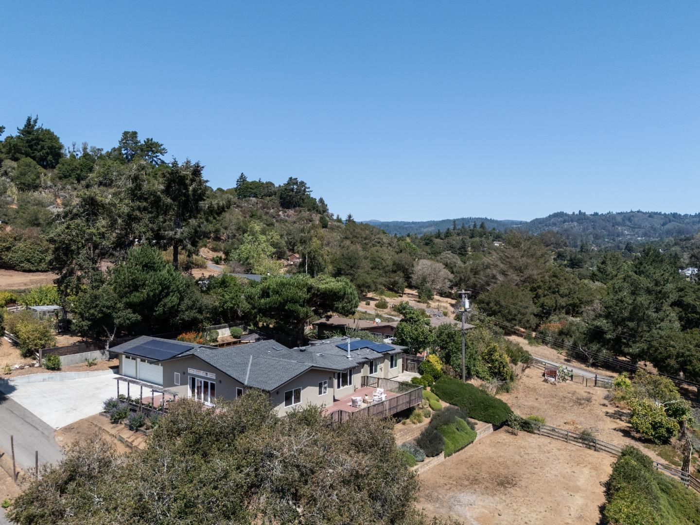 Detail Gallery Image 44 of 49 For 6932 Freedom Blvd, Aptos,  CA 95003 - 4 Beds | 3 Baths