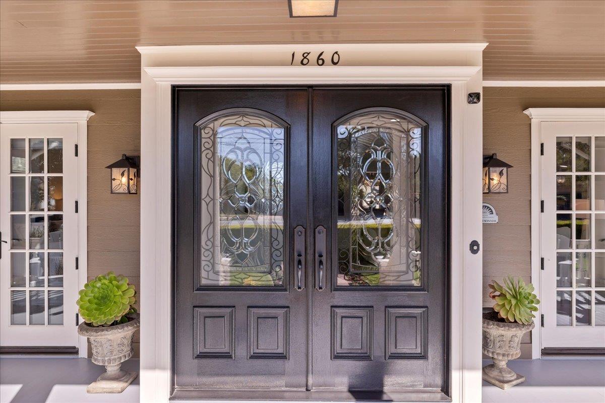 Detail Gallery Image 11 of 36 For 1860 Leigh Ave, San Jose,  CA 95125 - 4 Beds | 2/1 Baths