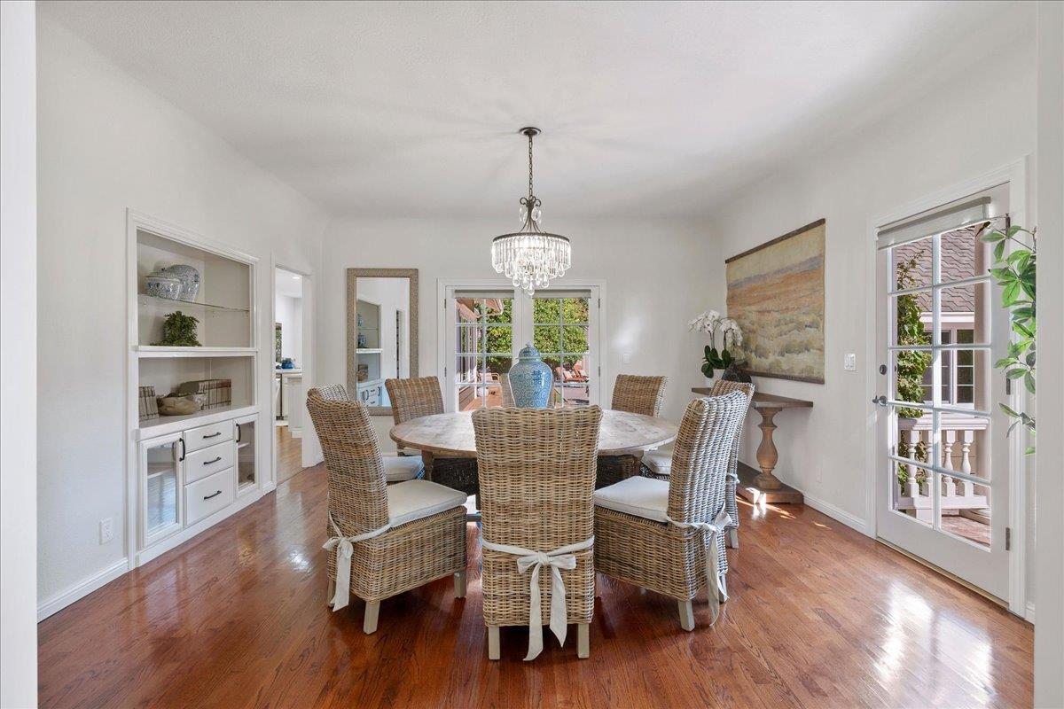 Detail Gallery Image 14 of 36 For 1860 Leigh Ave, San Jose,  CA 95125 - 4 Beds | 2/1 Baths