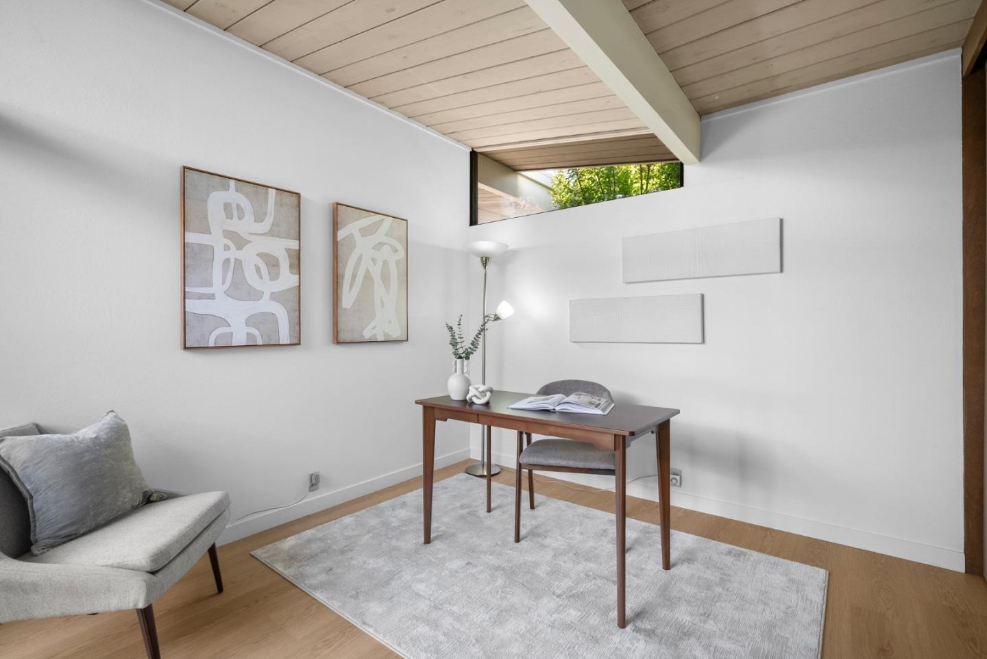 Detail Gallery Image 26 of 39 For 1464 Kingfisher Way, Sunnyvale,  CA 94087 - 4 Beds | 2 Baths