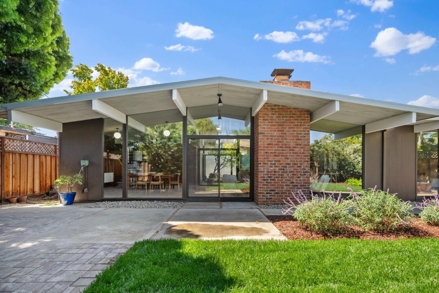Detail Gallery Image 32 of 39 For 1464 Kingfisher Way, Sunnyvale,  CA 94087 - 4 Beds | 2 Baths