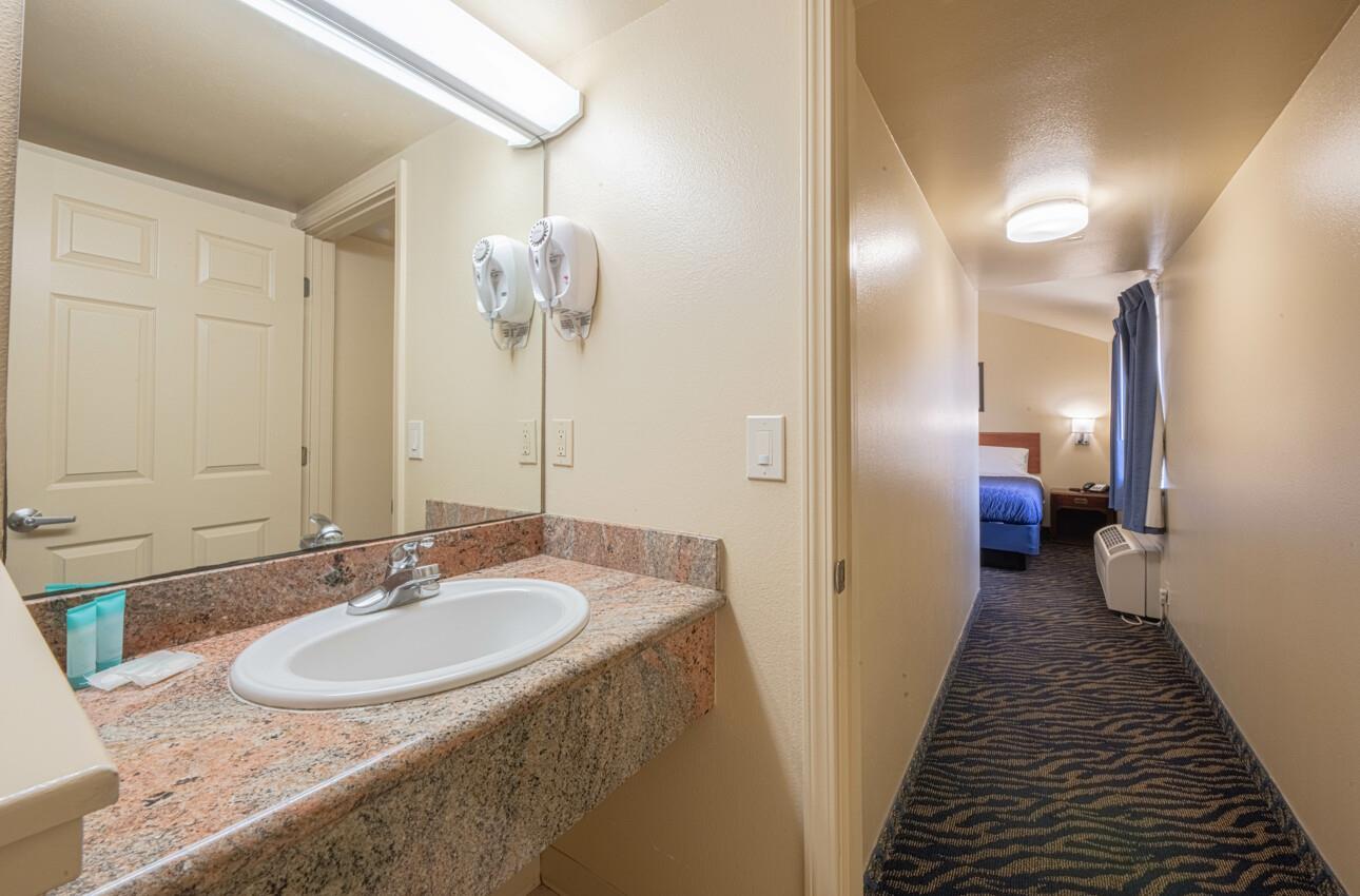 Detail Gallery Image 33 of 35 For 6 S Wood St, Salinas,  CA 93905 - – Beds | – Baths