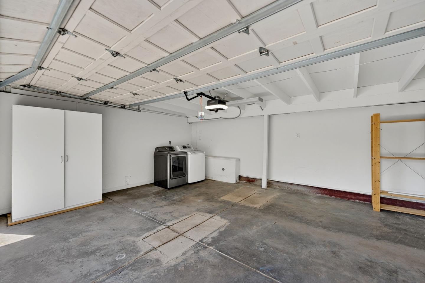 Detail Gallery Image 30 of 43 For 832 Holly Rd, Belmont,  CA 94002 - 3 Beds | 2 Baths
