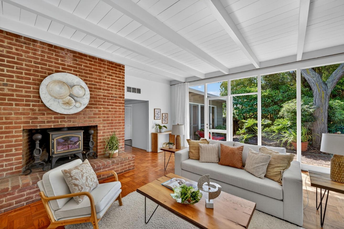 Detail Gallery Image 40 of 43 For 832 Holly Rd, Belmont,  CA 94002 - 3 Beds | 2 Baths