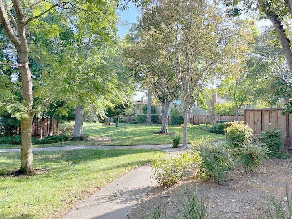 Detail Gallery Image 18 of 19 For 1369 Yukon Ter, Sunnyvale,  CA 94087 - 3 Beds | 2/1 Baths