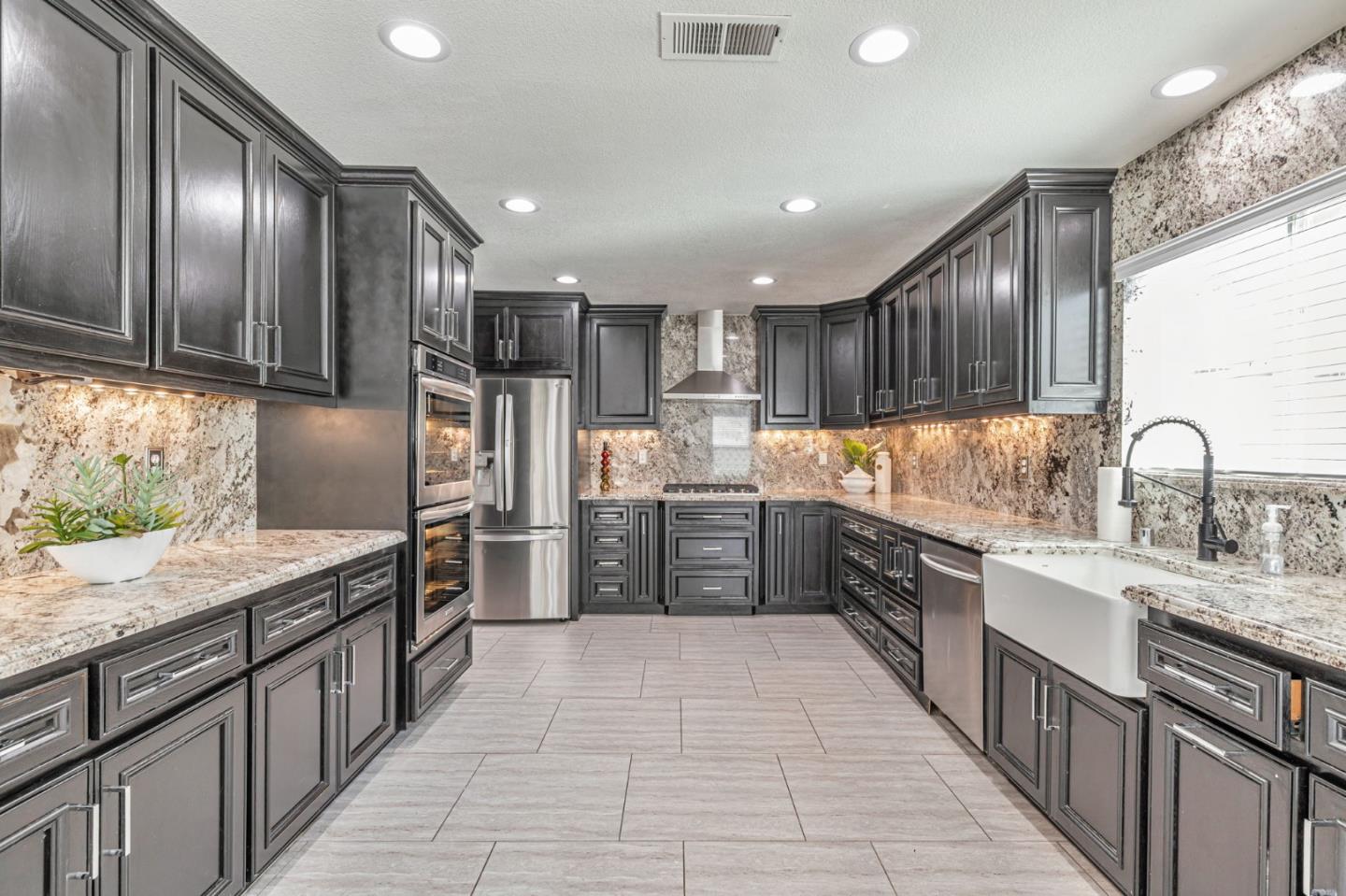Detail Gallery Image 12 of 43 For 746 Alder St, Gilroy,  CA 95020 - 4 Beds | 2/1 Baths