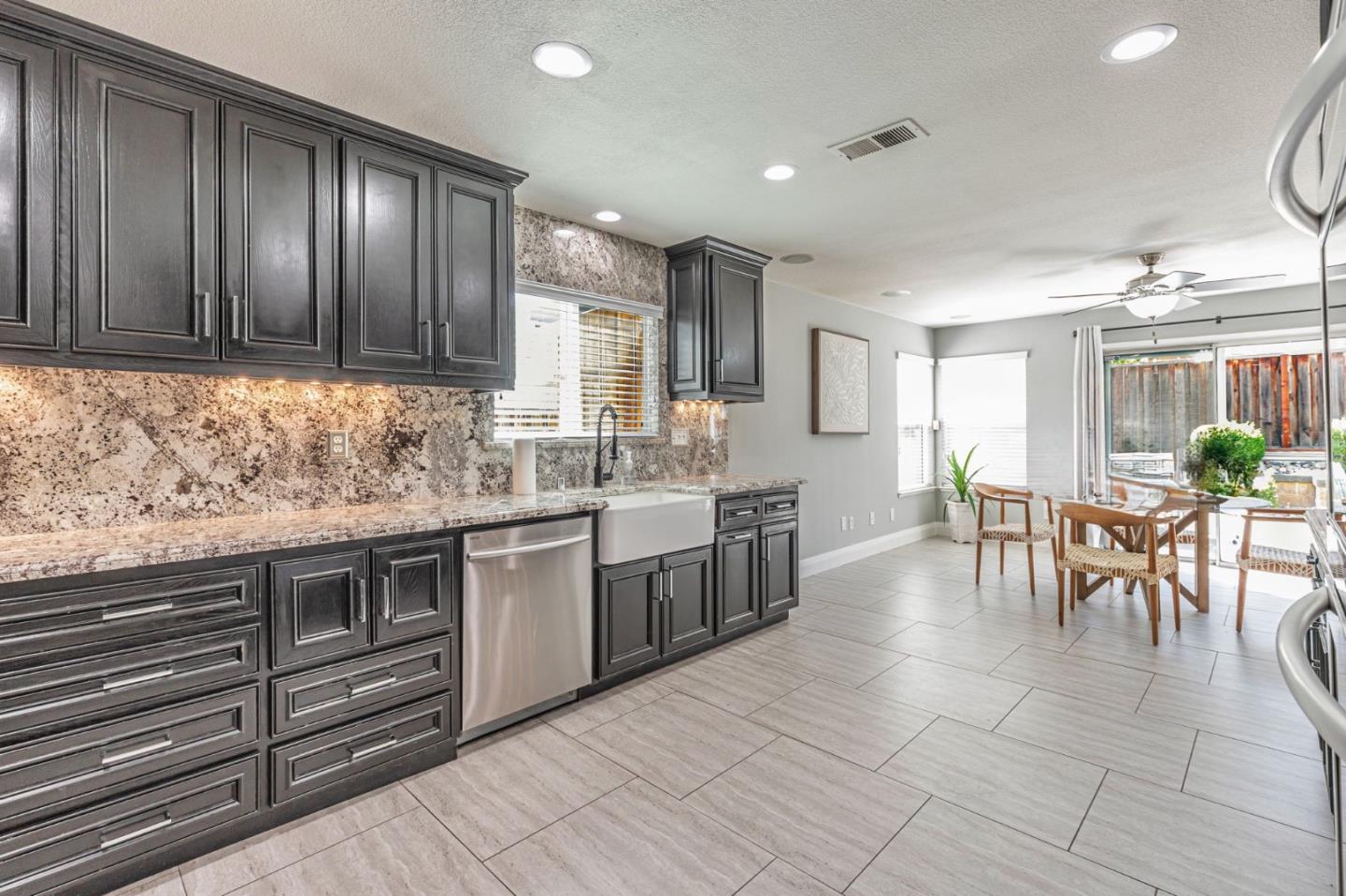 Detail Gallery Image 13 of 43 For 746 Alder St, Gilroy,  CA 95020 - 4 Beds | 2/1 Baths