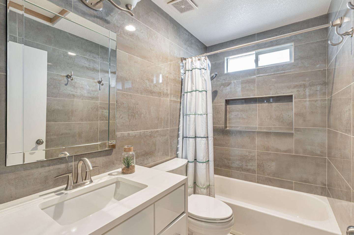 Detail Gallery Image 34 of 43 For 746 Alder St, Gilroy,  CA 95020 - 4 Beds | 2/1 Baths