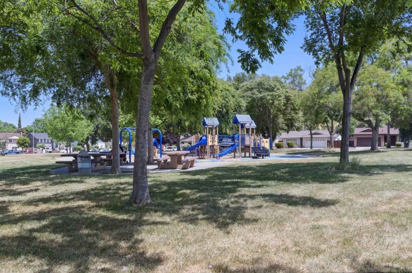 Detail Gallery Image 34 of 34 For 10230 Griffith St, San Jose,  CA 95127 - 4 Beds | 2 Baths
