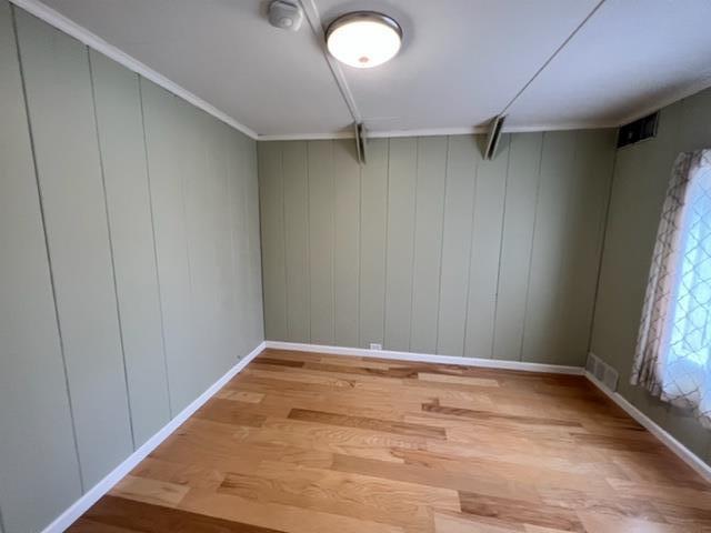 Detail Gallery Image 12 of 17 For 475 Leland Ave, San Francisco,  CA 94134 - 2 Beds | 1 Baths