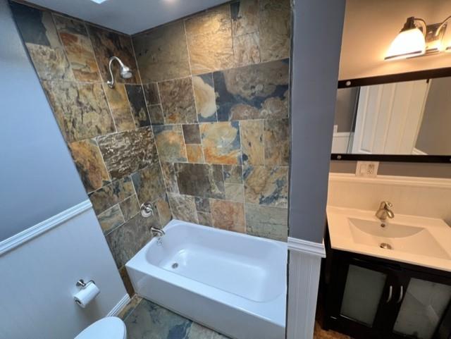 Detail Gallery Image 9 of 17 For 475 Leland Ave, San Francisco,  CA 94134 - 2 Beds | 1 Baths