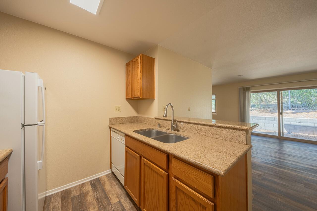 Detail Gallery Image 10 of 24 For 300 Glenwood Cir #192,  Monterey,  CA 93940 - 0 Beds | 1 Baths