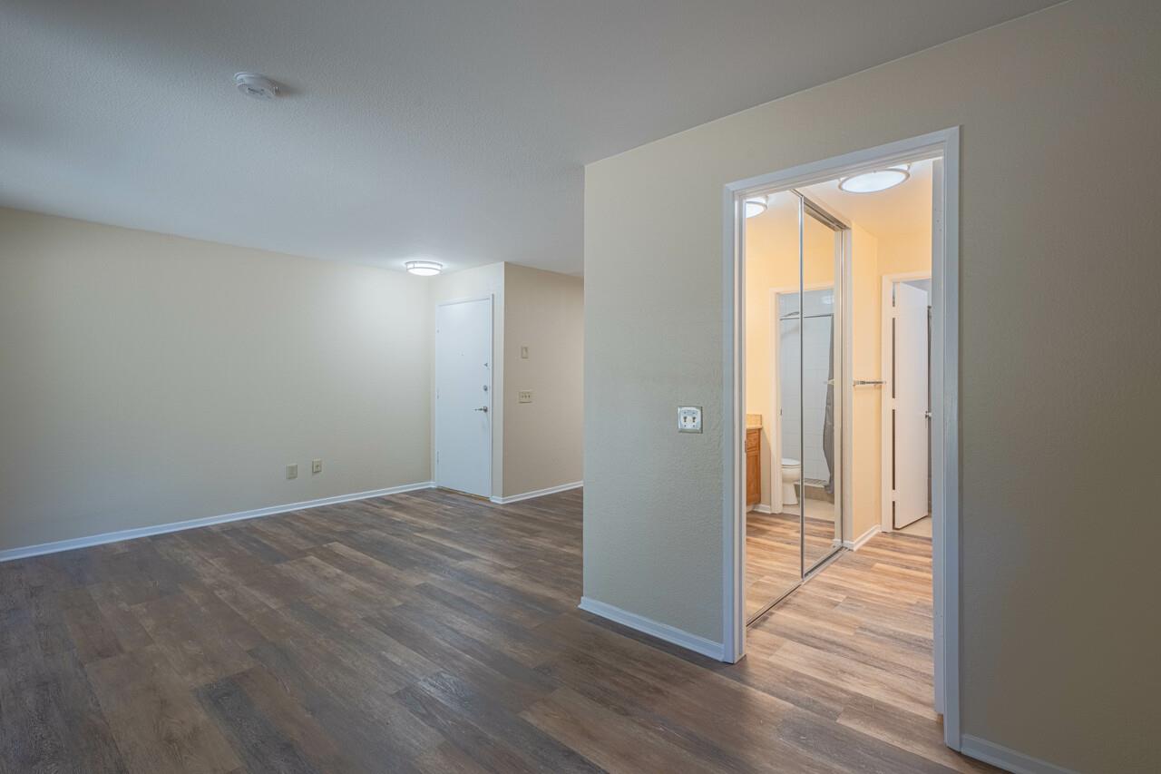 Detail Gallery Image 14 of 24 For 300 Glenwood Cir #192,  Monterey,  CA 93940 - 0 Beds | 1 Baths