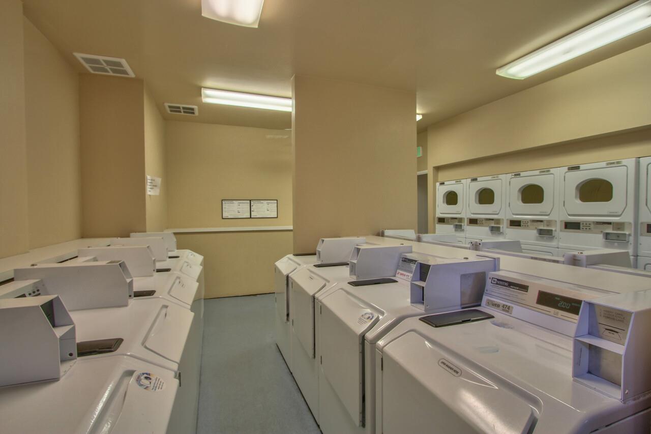 Detail Gallery Image 23 of 24 For 300 Glenwood Cir #192,  Monterey,  CA 93940 - 0 Beds | 1 Baths