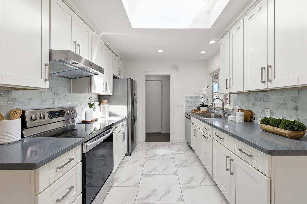 Detail Gallery Image 12 of 38 For 192 N Harold Ave, Santa Clara,  CA 95050 - 4 Beds | 2 Baths
