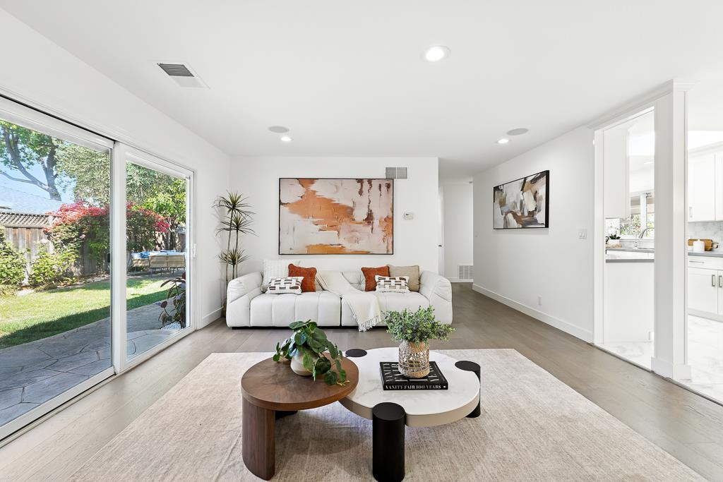 Detail Gallery Image 5 of 38 For 192 N Harold Ave, Santa Clara,  CA 95050 - 4 Beds | 2 Baths