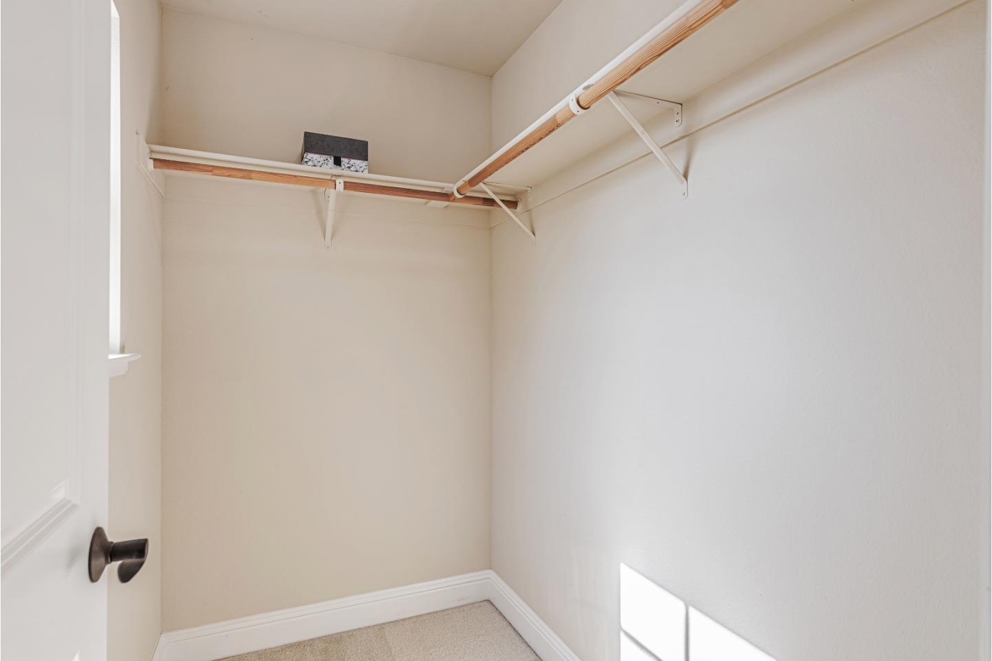 Detail Gallery Image 34 of 52 For 192 Barranca Ter, Sunnyvale,  CA 94086 - 3 Beds | 2/1 Baths