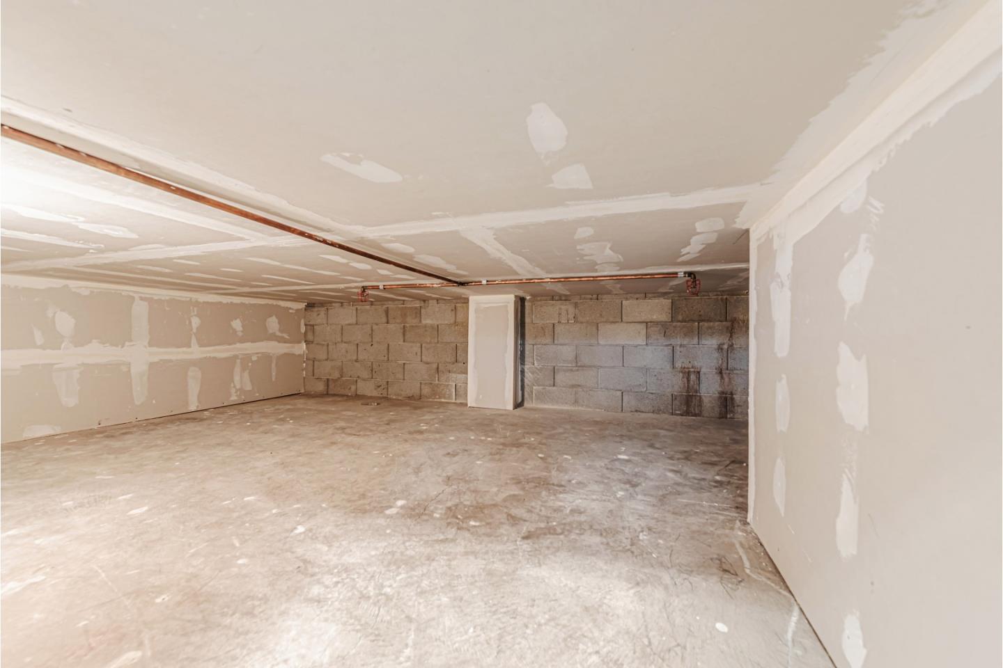 Detail Gallery Image 52 of 52 For 192 Barranca Ter, Sunnyvale,  CA 94086 - 3 Beds | 2/1 Baths